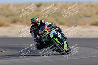 media/Oct-08-2022-SoCal Trackdays (Sat) [[1fc3beec89]]/Turn 16 (125pm)/